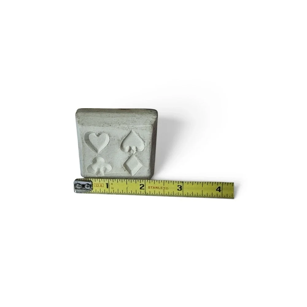 Unbranded vintage ceramic